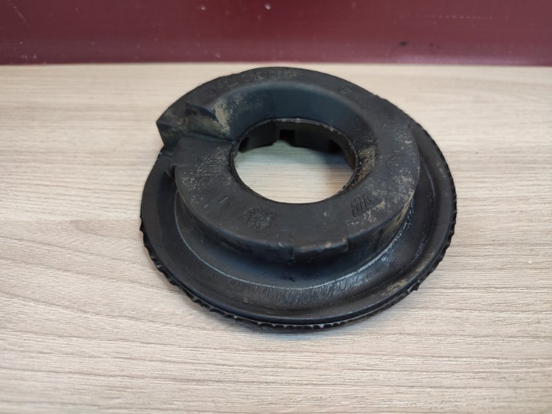 Верхняя опора    пружины - фото 6