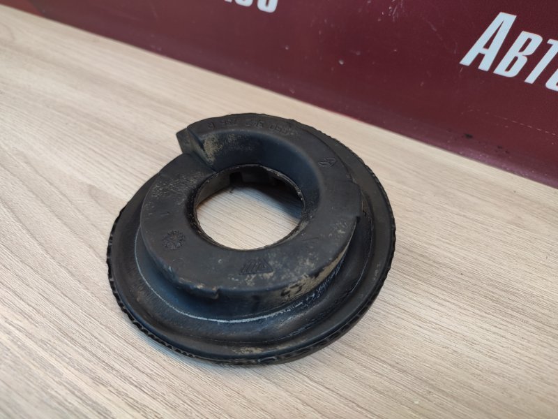 Верхняя опора    пружины - фото 7