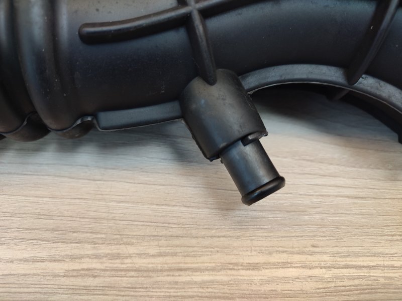 Патрубок воздушного фильтра - фото 7