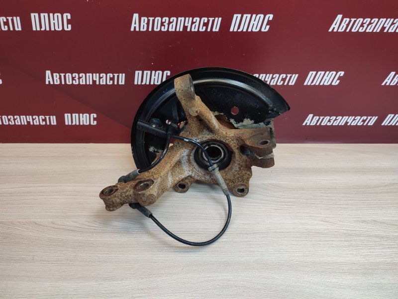 Кулак поворотный - фото 1