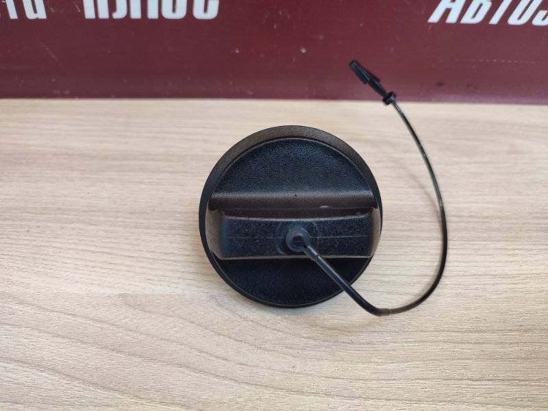 Крышка топливного бака - фото 2