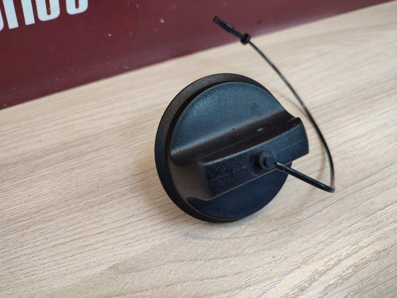 Крышка топливного бака - фото 4