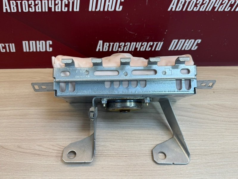 Подушка безопасности пассажира - фото 9