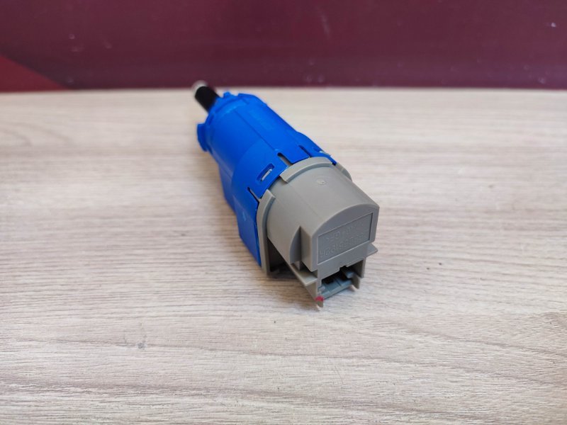 Датчик педали сцепления - фото 2