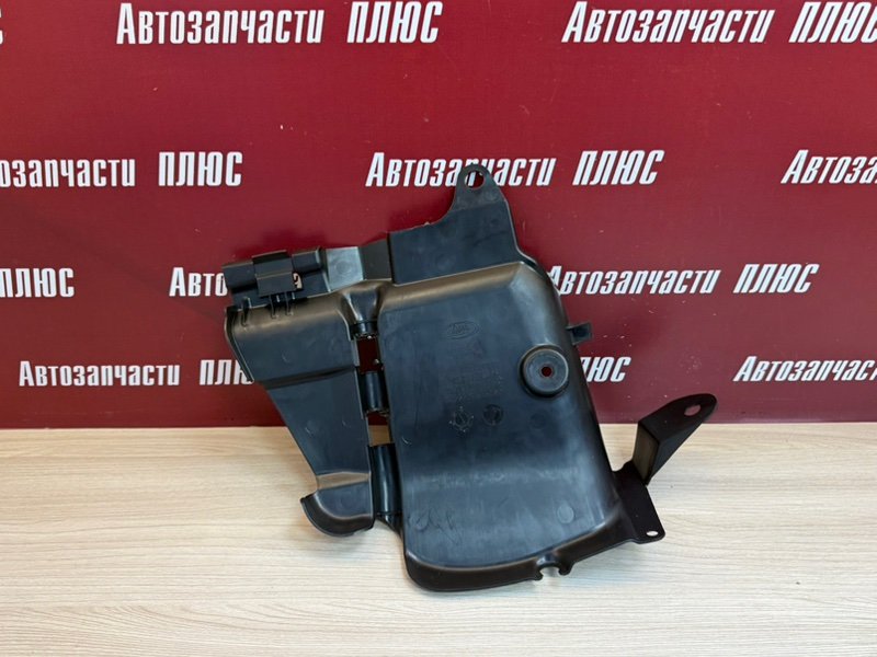Пыльник двигателя - фото 1