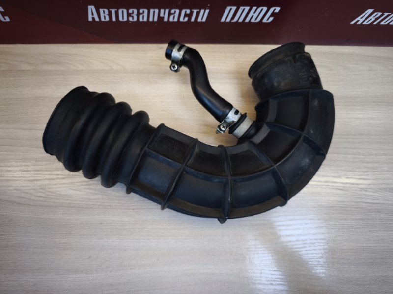 Патрубок воздушного фильтра - фото 9