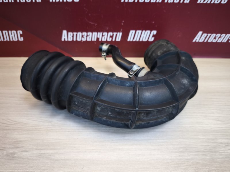 Патрубок воздушного фильтра - фото 10