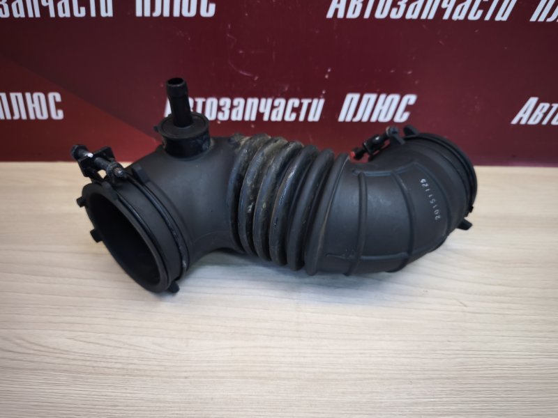 Патрубок воздушного фильтра - фото 2