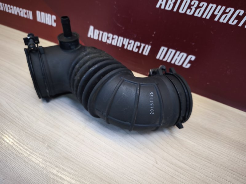 Патрубок воздушного фильтра - фото 4