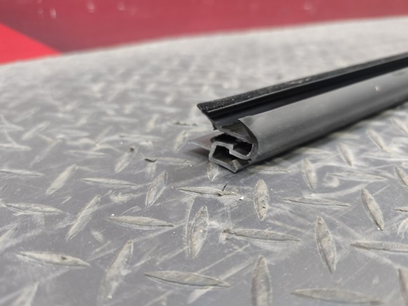 Уплотнитель стекла двери внутренний - фото 7