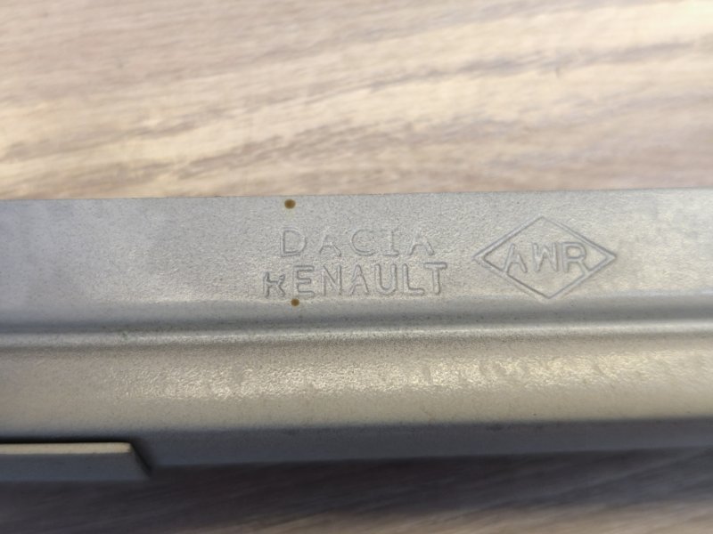 Направляющая стекла     двери - фото 10