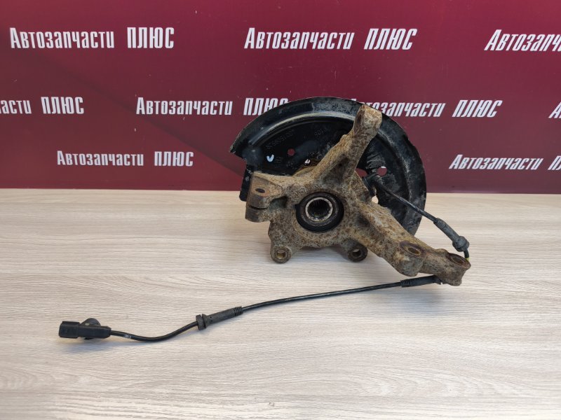 Кулак поворотный - фото 1