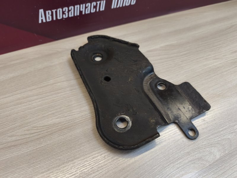 Кронштейн подрамника - фото 5