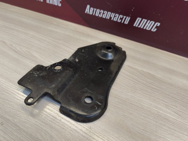 Кронштейн подрамника - фото 7