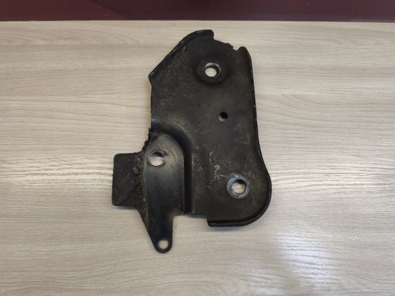 Кронштейн подрамника - фото 3