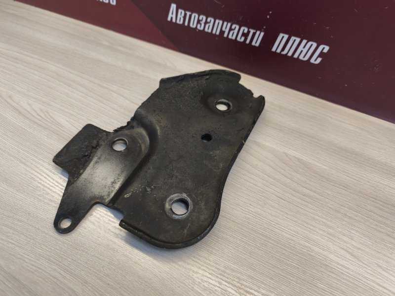 Кронштейн подрамника - фото 4