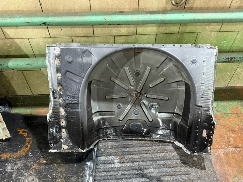 Ниша запасного колеса - фото 2