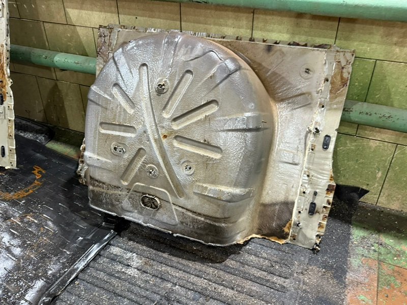 Ниша запасного колеса - фото 8