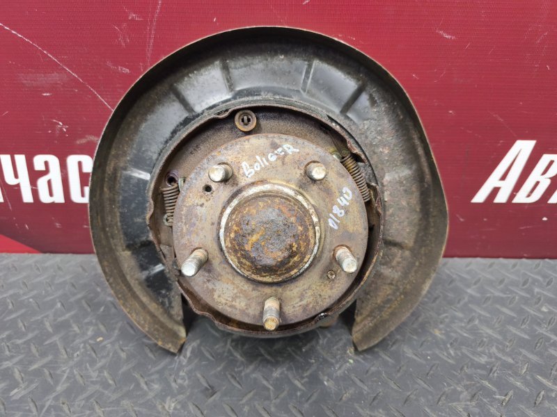 Кулак в сборе - фото 2