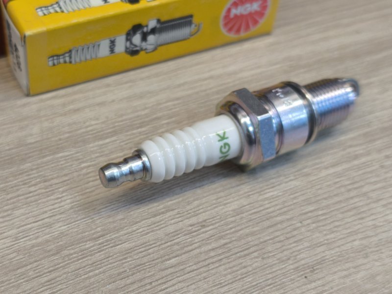 Свеча зажигания - фото 4