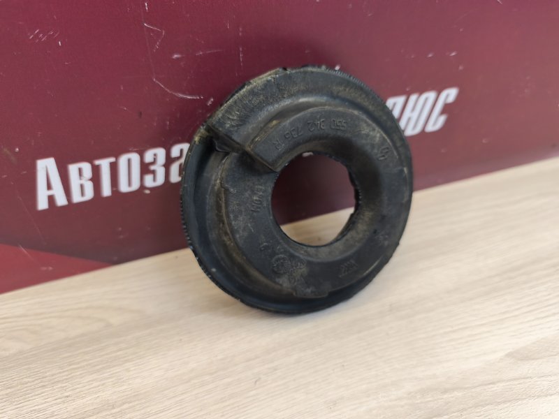 Верхняя опора    пружины - фото 7