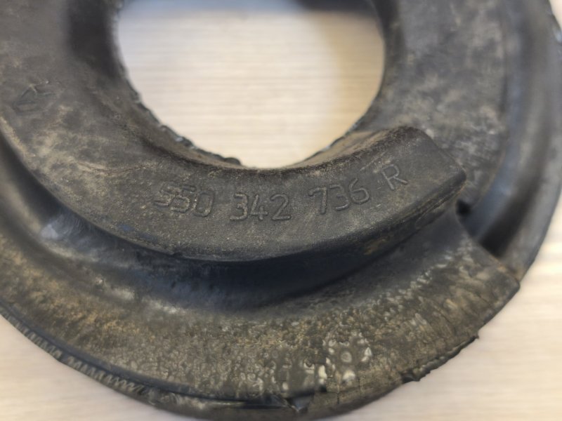 Верхняя опора    пружины - фото 8