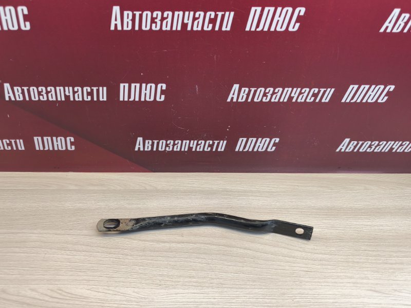 Кронштейн подрамника - фото 1