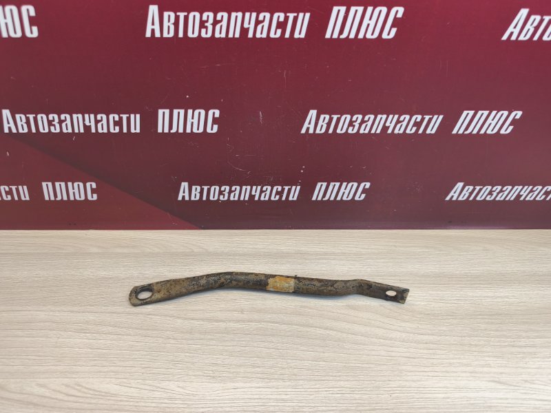 Кронштейн подрамника - фото 1