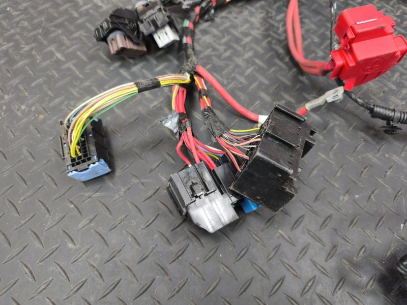 Проводка подкапотная - фото 3