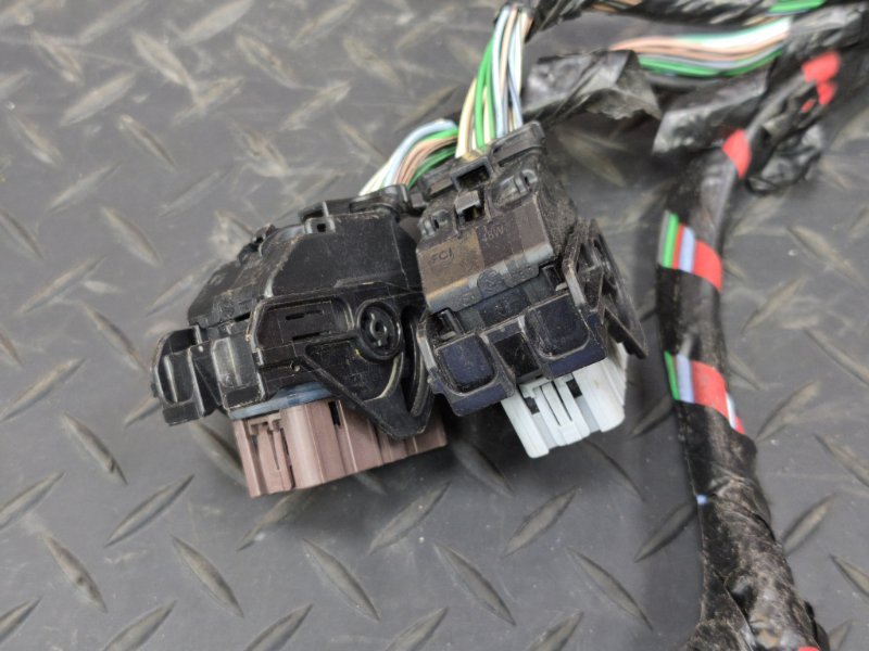 Проводка подкапотная - фото 5