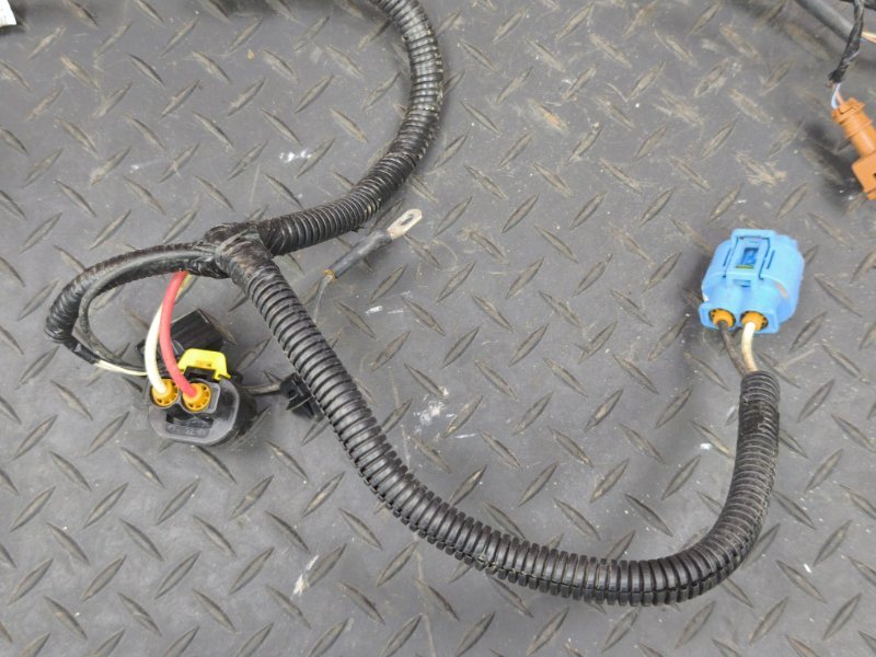 Проводка подкапотная - фото 7