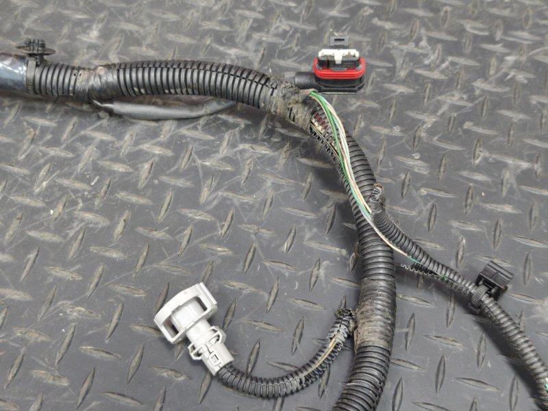 Проводка подкапотная - фото 9