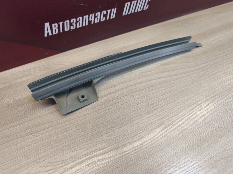 Направляющая стекла     двери - фото 5