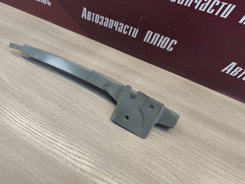 Направляющая стекла     двери - фото 8