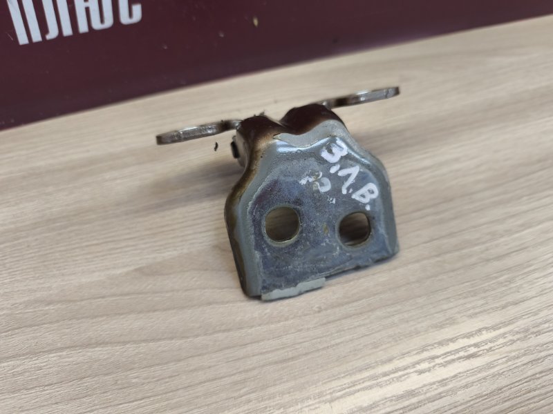 Петля двери - фото 10