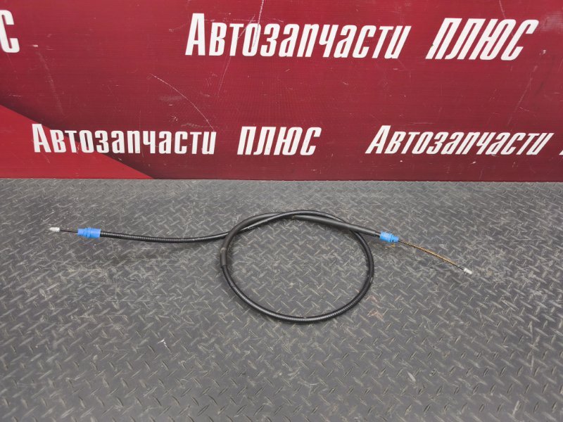 Трос стояночного тормоза - фото 1
