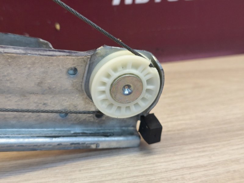 Стеклоподъемник    двери - фото 9