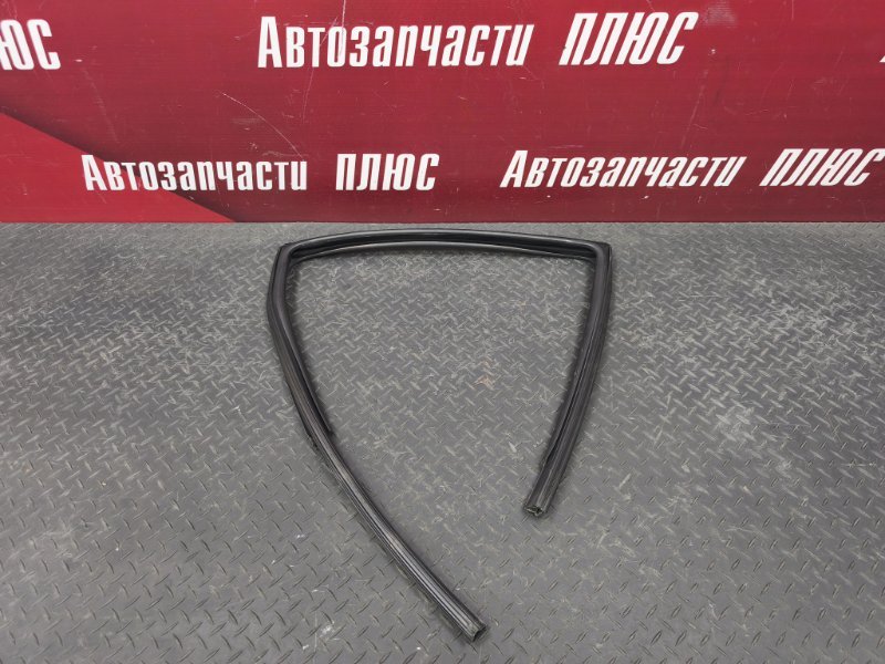 Уплотнитель стекла двери - фото 1