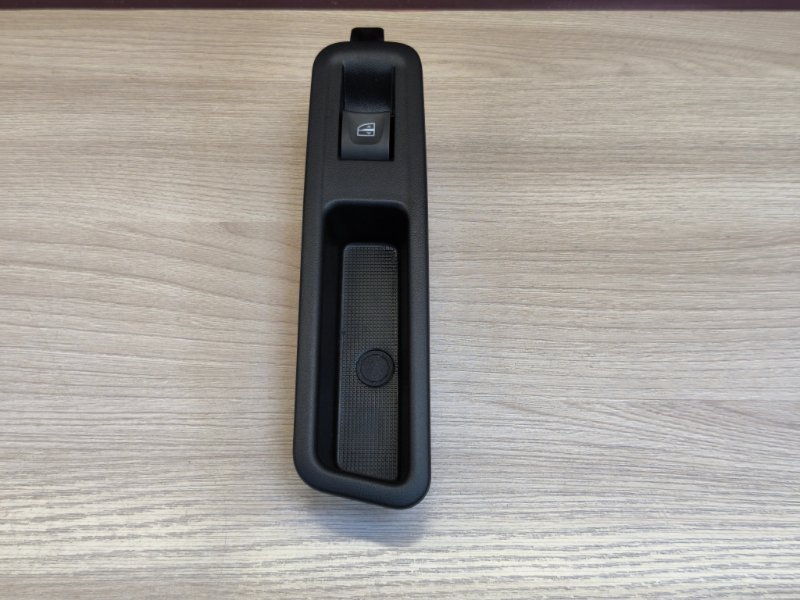 Кнопка стеклоподъемника - фото 2