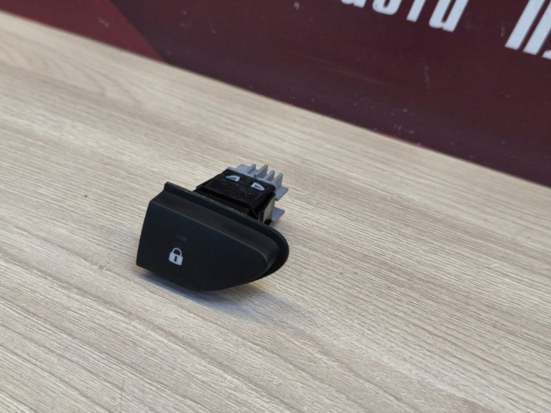 Кнопка центрального замка - фото 4