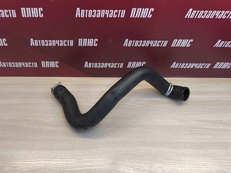 Верхний патрубок радиатора - фото 1