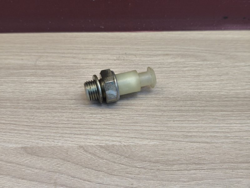 Датчик давления масла - фото 2