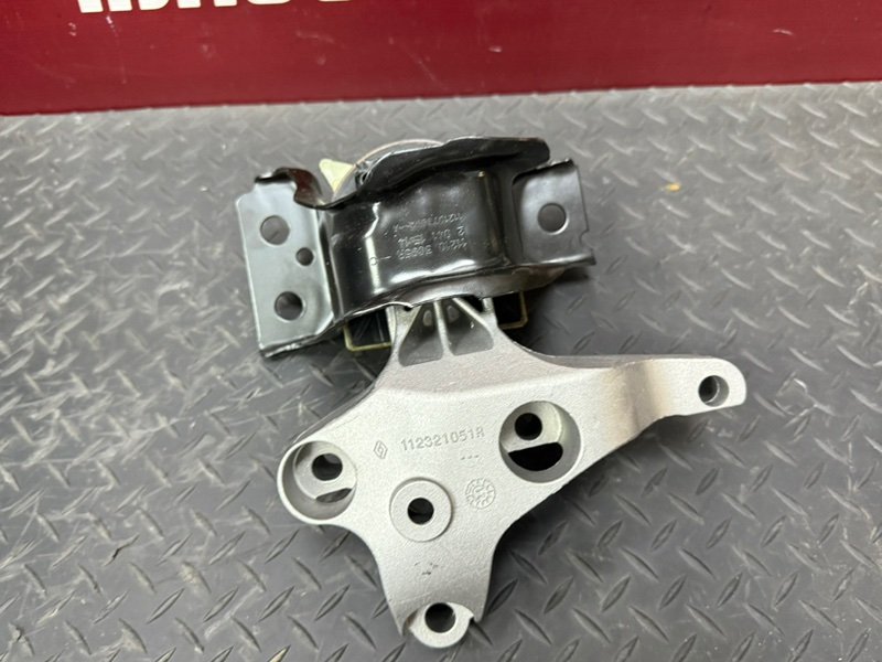 Опора двигателя - фото 9