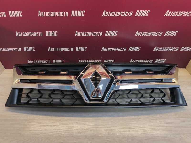 Решетка радиатора - фото 1