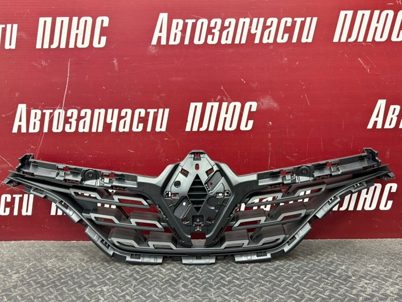 Решетка радиатора - фото 1