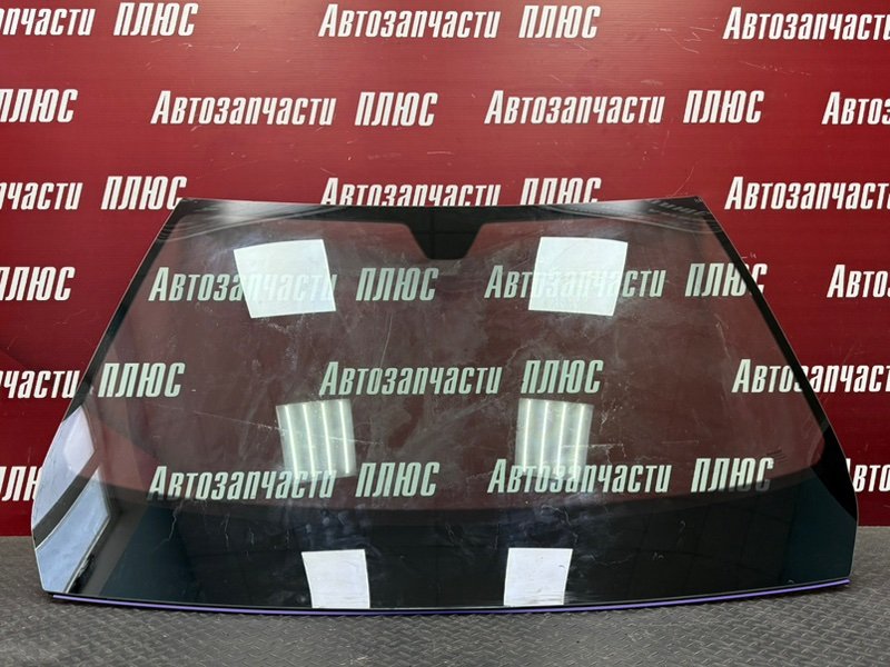 Лобовое стекло - фото 1