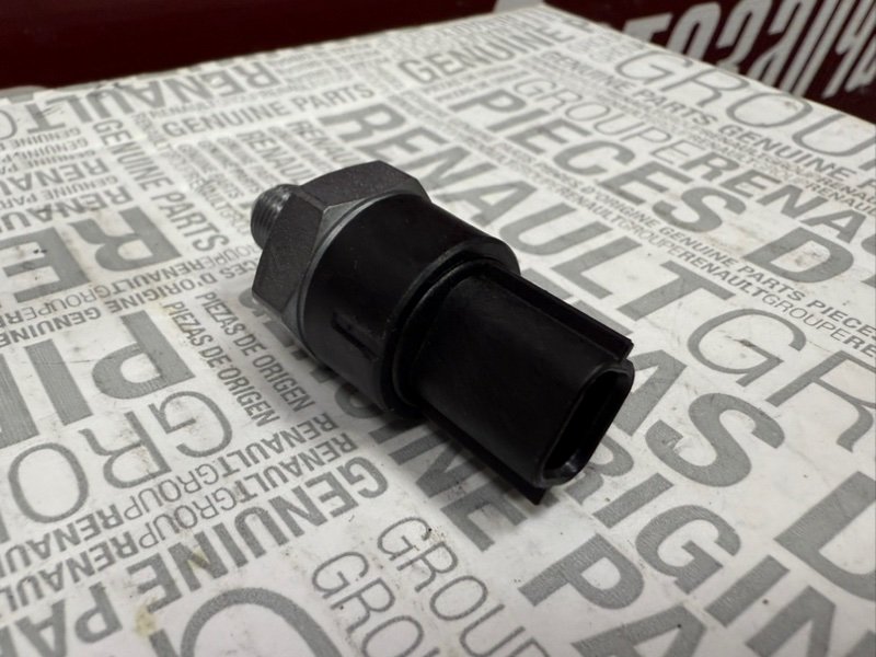 Датчик давления масла - фото 4