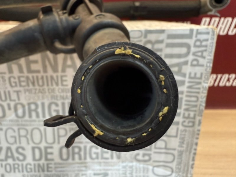 Патрубок маслоохладителя - фото 2