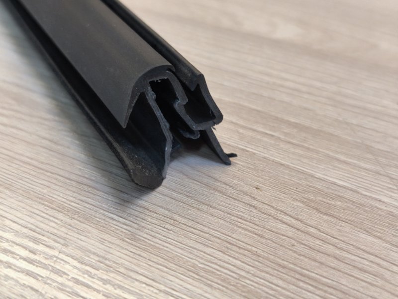 Уплотнитель стекла двери внутренний - фото 4
