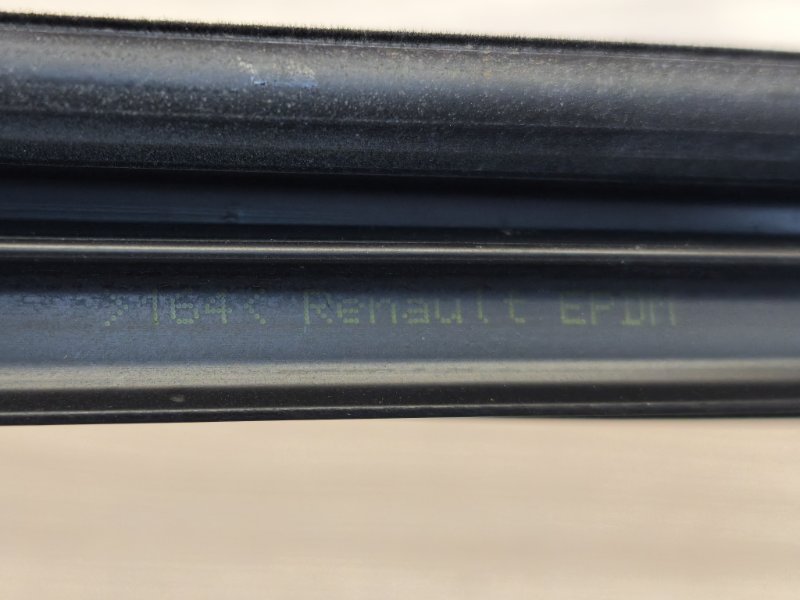 Уплотнитель стекла двери внутренний - фото 9